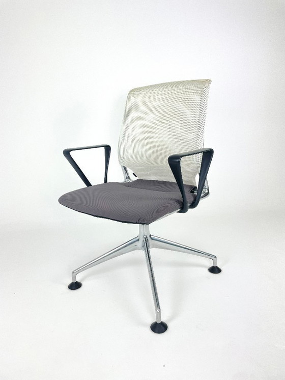 Image 1 of Vitra Meda bureaustoel