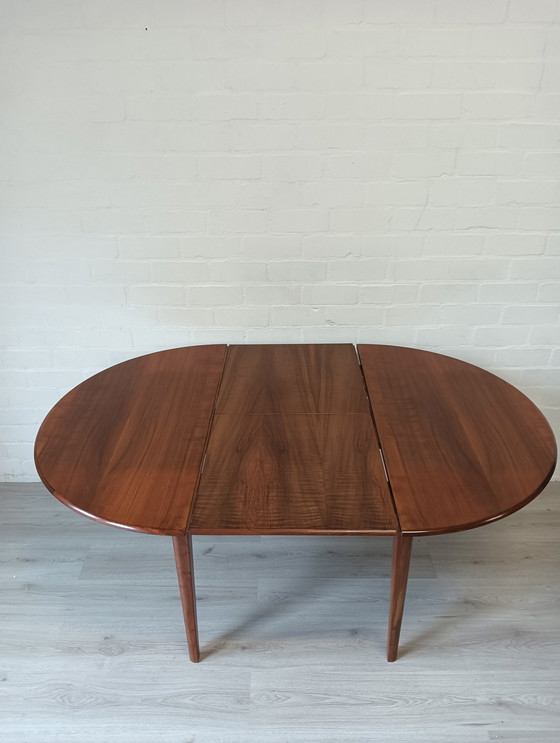 Image 1 of Mesa extensible Louis van Teeffelen