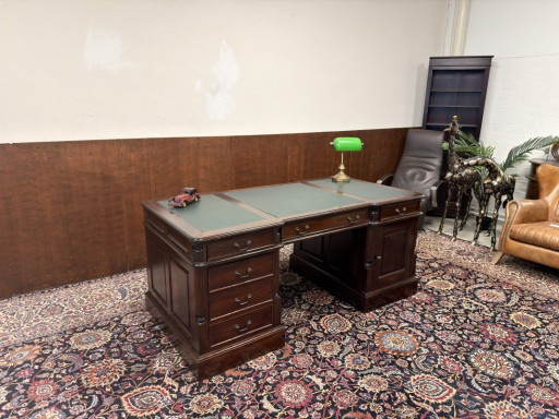 Klassischer Chesterfield Englischer Schreibtisch Partnerdesk – bureau, Leather, Wood