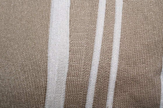 Eichholtz, Dos cojines Ribeira en beige y blanco – Polyester (photo 5 of 5)