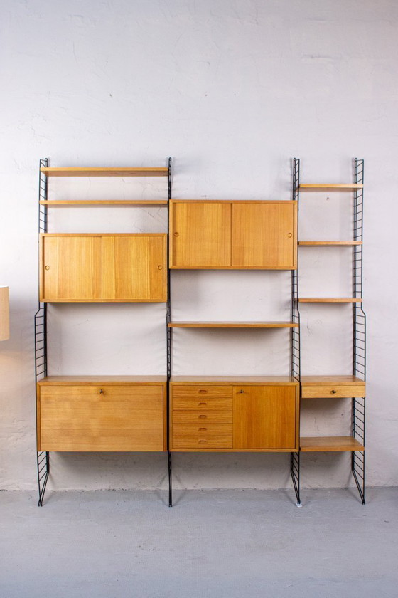 Image 1 of Mensola originale String Shelf Nisse Vintage Ash, credenza/altare
