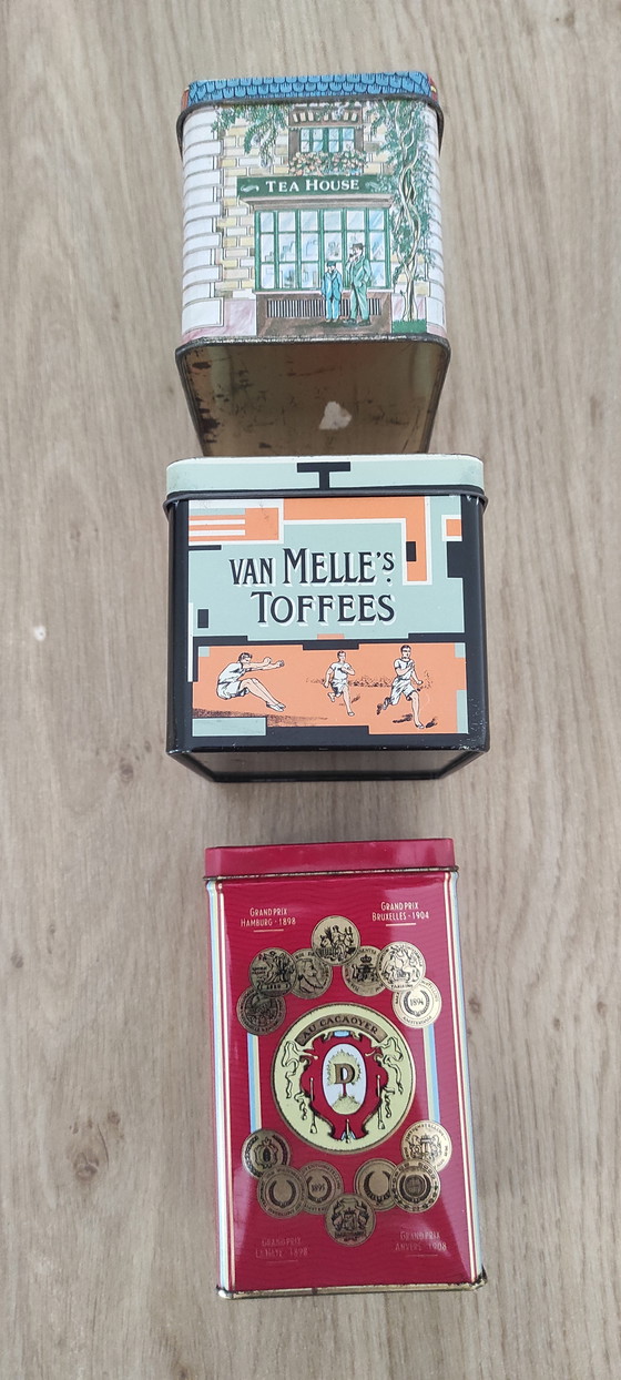 Bellissimo set di 14 scatole di latta pubblicitarie vintage, tra cui Verkade, Van Nelle e Droste. (photo 13 of 14)