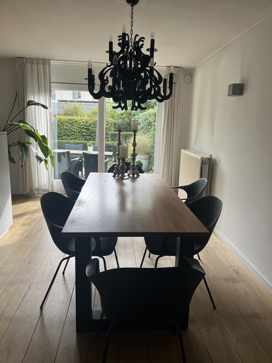 Image 1 of Kristalia Olifantenstoel