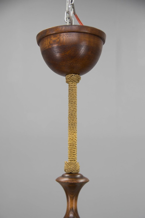 Image 1 of Grand lustre Art déco en bois en forme d'OVNI, années 1930