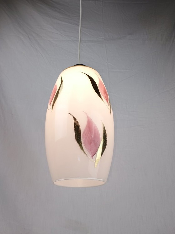 Image 1 of Mid-century hanglamp met witte, briljante bloemenkap, jaren 50, Franse vintage ARLUS