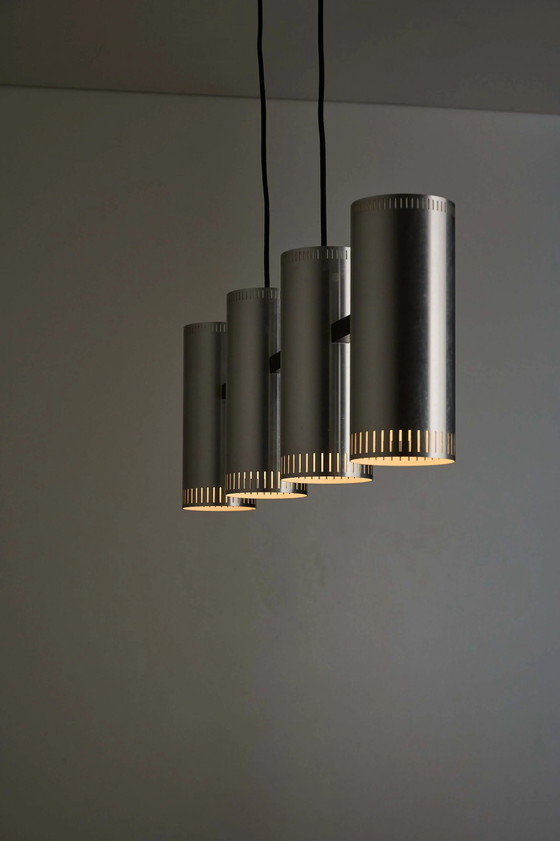 Aluminium "Cylindre IV" 4-Light Linear Pendant by Jo Hammerborg for Fog & Mørup, 1960, Ceiling lights, Wood (photo 3 of 7)