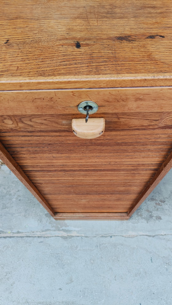 Image 1 of Vintage Industriële Oude Antieke Eikenhout Archiefkast Rolluikkasten