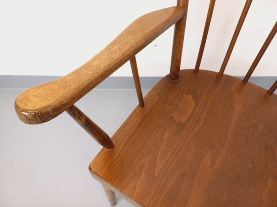 Image 1 of Poltrona vintage in legno Baumann, modello Fan, degli anni '60.