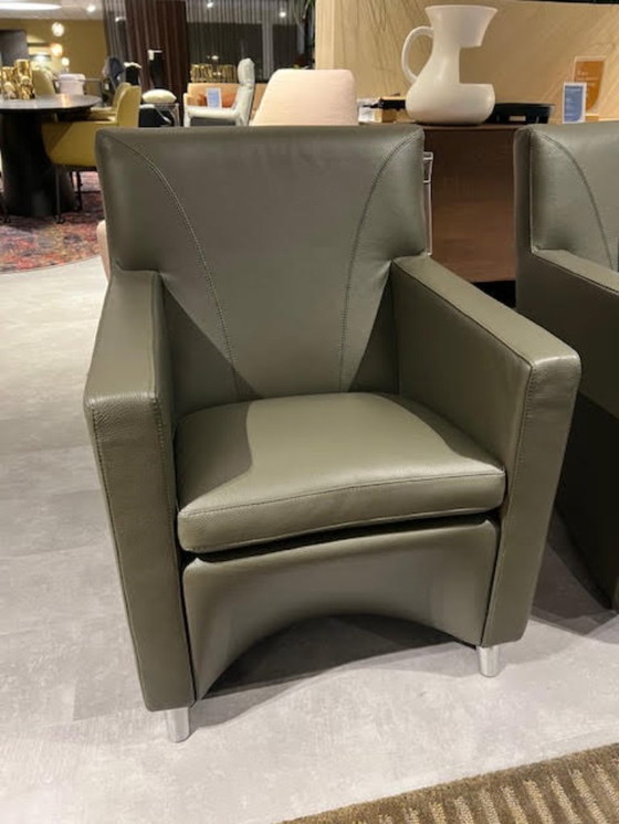 Image 1 of Fauteuil bas Dolcinea