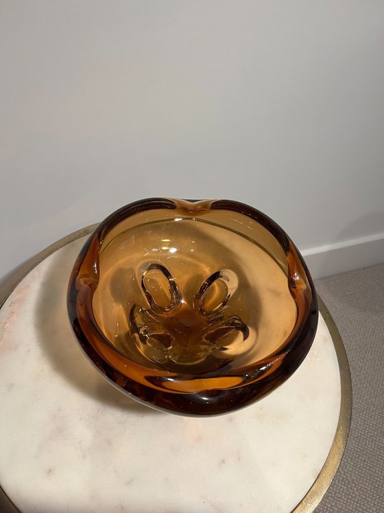 Image 1 of Ciotola vintage in vetro ambrato Sommerso Organic – 19 cm