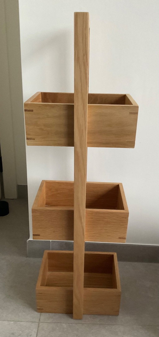 Wireworks Mezza Design Etagère in Eikenhout | Lincoln Rivers