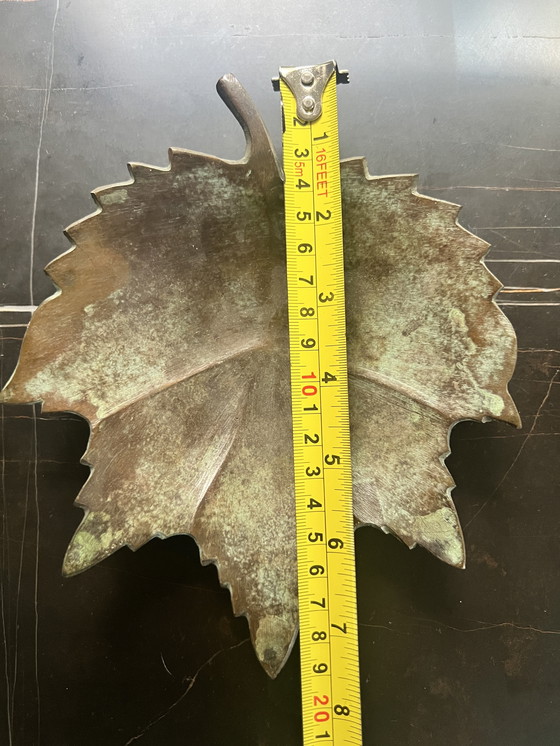 Image 1 of Dekoratives Tablett in Form eines Blattes (2 Stück)