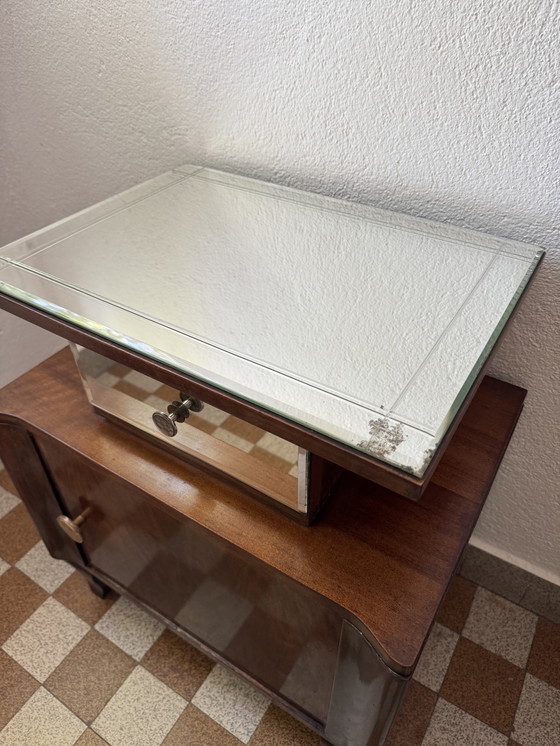 Image 1 of Nachtkastje in art-decostijl van gespiegeld hout