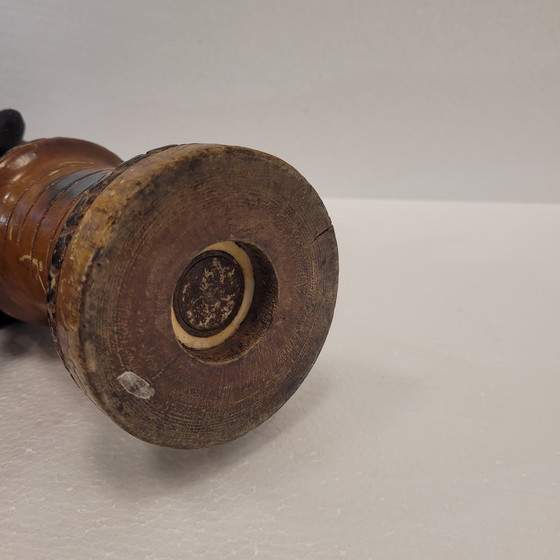 Image 1 of Peperstrooier van bamboe en brons, 20e eeuw