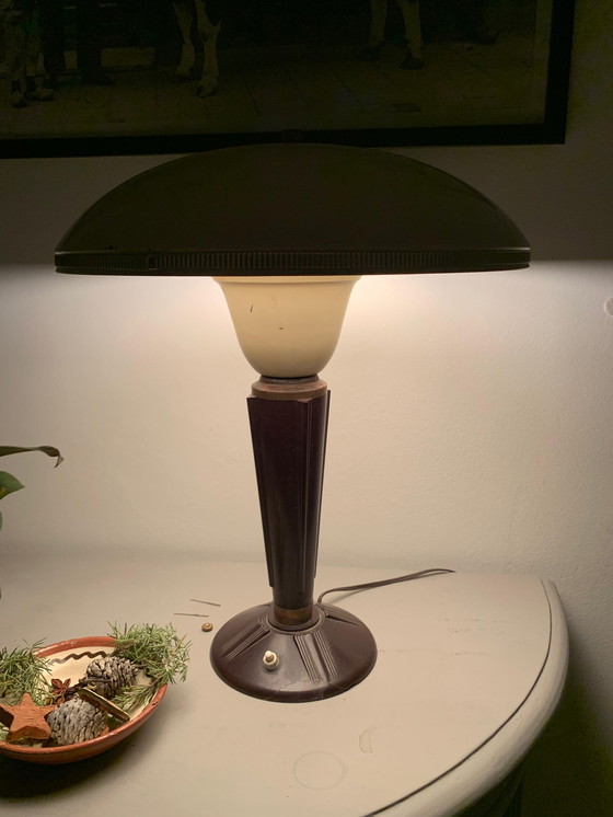 Image 1 of Bellissima lampada da tavolo vintage art déco - lampada a fungo di Eileen Gray