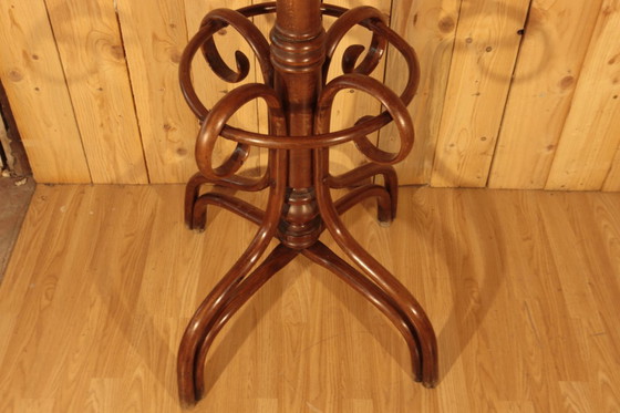 Image 1 of Perchero Parrot n.º 2 de Fischel no Thonet