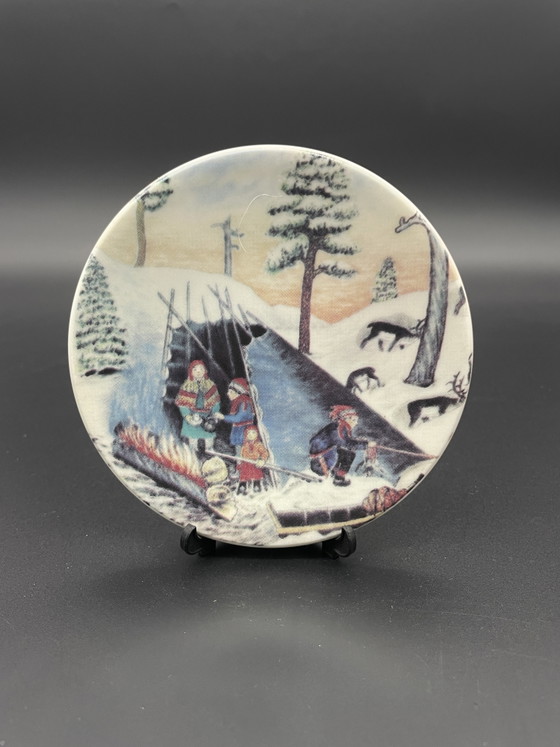 Arabia Finland Wall Plate No. 24, A. Alariesto, 1984 – Künstlers Andreas Alariesto, Wall decoration, Porcelain (photo 5 of 5)