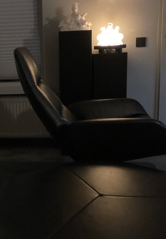 Poltrona e pouf Montel, pelle nera, Poltrone, Tessile, Nero, Modern (foto 5 di 5)