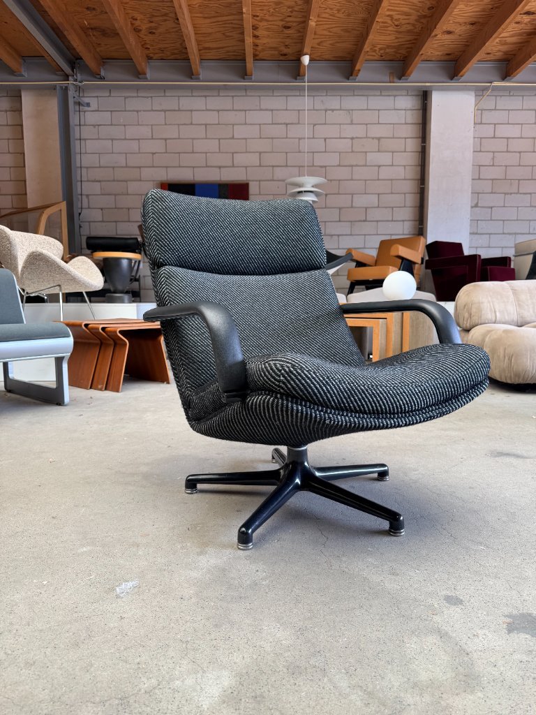 Finn Stone ball chair- original design | Whoppah