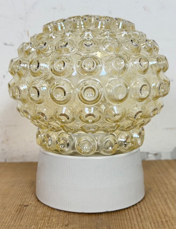 Image 1 of Plafonnier vintage en porcelaine blanche, années 1970