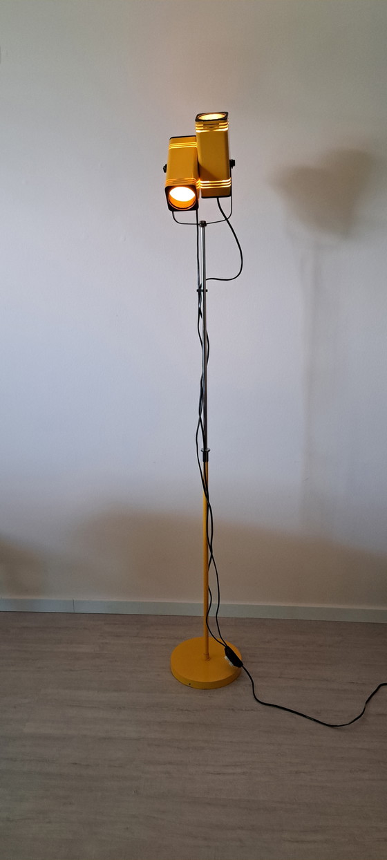Lampadaire vintage Space Age à double spot des années 70 – Jaune et Noir – Style FASE – Metal, Plastic (photo 11 of 12)