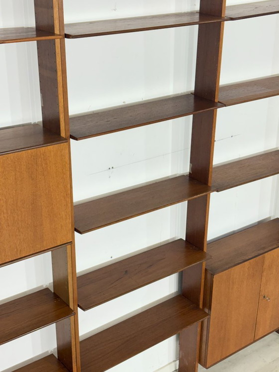 Modulares Mid-Century Wandregal von interna / Teak-Regalsystem 60er Jahre – Wood (photo 14 of 21)