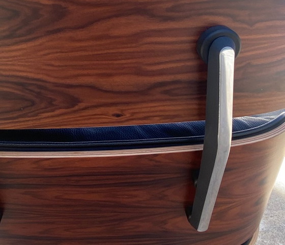 Image 1 of Sillón y otomana Charles Eames, negro semigrano, Herman Miller, 2010