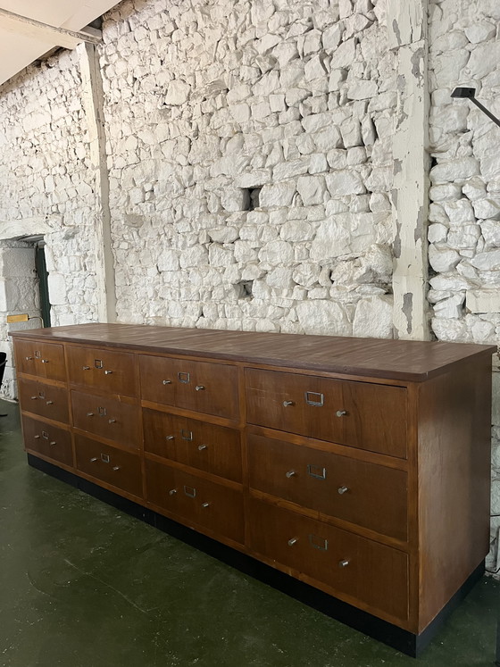 Image 1 of Large workshop cabinet with drawers