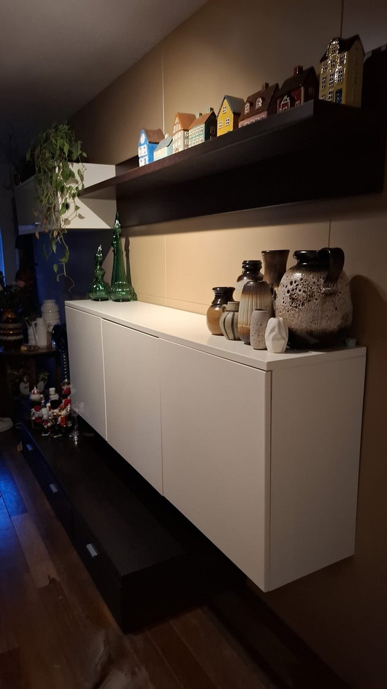 Image 1 of Wall cabinet Carre