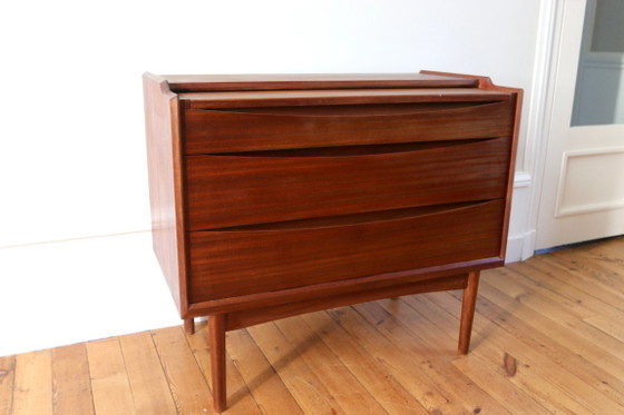 Skandinavische Teakholz-Kommode/Schminktisch Arne Vodder, Dänemark 1960, Roche Bobois, Schminktische, Braun (Foto 4 von 14)