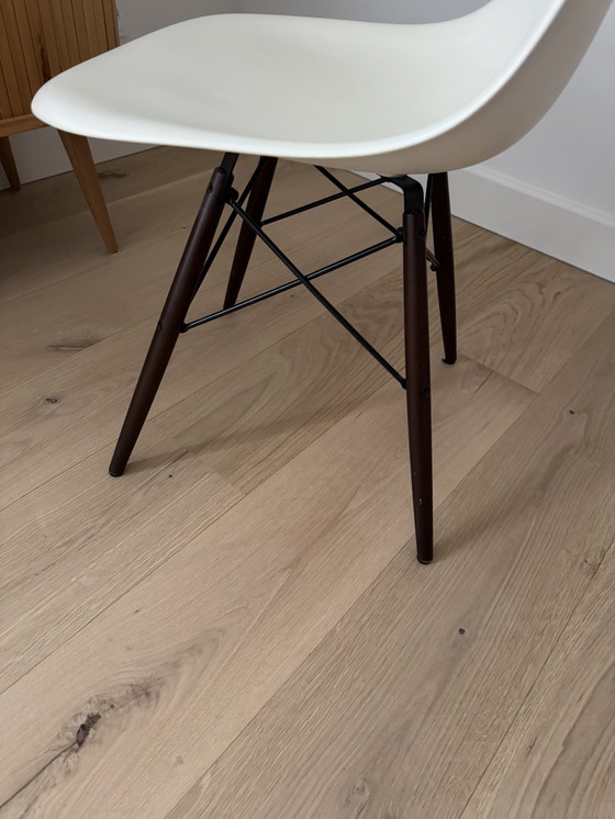 Image 1 of 2 x sedia Vitra Eames DSW in acero scuro
