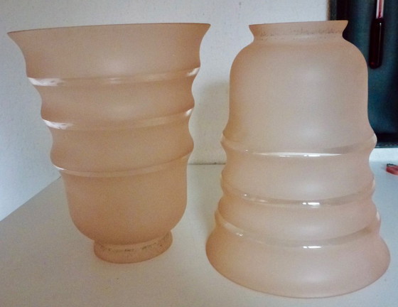 Image 1 of 3x Vintage Opaline lampenkappen.