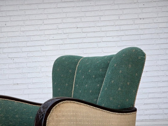 Image 1 of Deense fauteuil uit de jaren 60, bekleed met groene en beige meubelwol.
