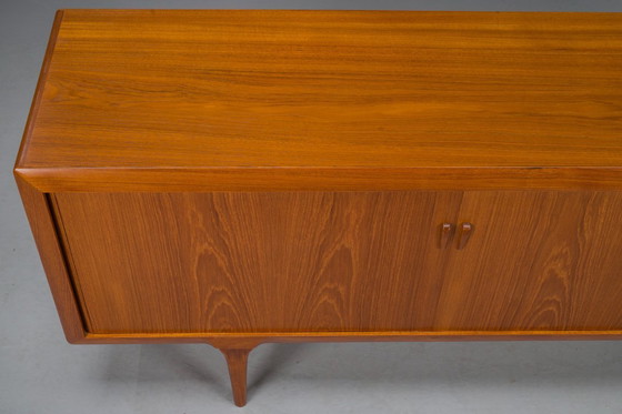 Image 1 of Buffet en teck par Ib Kofod-Larsen pour Faarup Møbelfabrik, 1960s