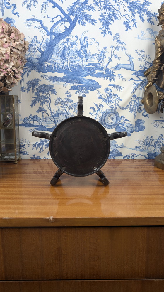 Image 1 of Antigua maceta o pedestal Art Nouveau de bronce chino mediados del siglo XX