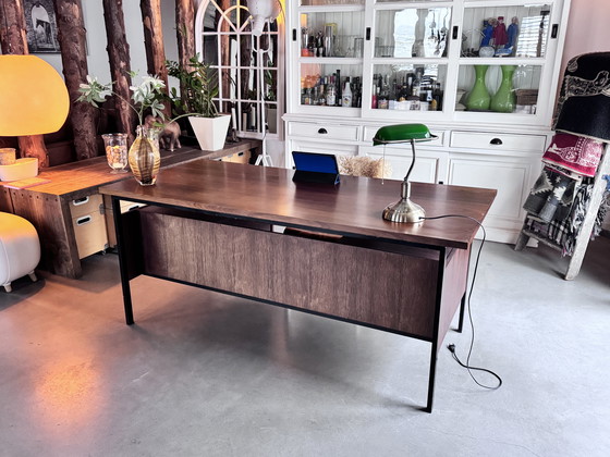 Image 1 of Prachtig groot vintage bureau van Eeka, jaren '70. 180 x 85 x 76 cm.