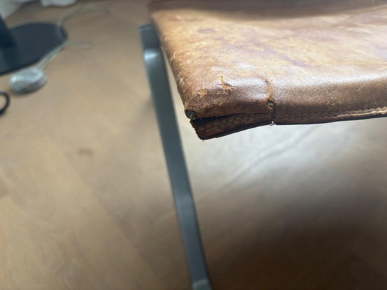 Image 1 of Autentiche sedie vintage PK22 di Poul Kjærholm - Patina cognac invecchiata