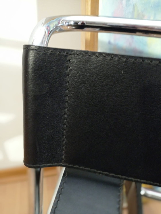 Image 1 of Poltrone Knoll Wassily B3 in pelle nera di Marcel Breuer