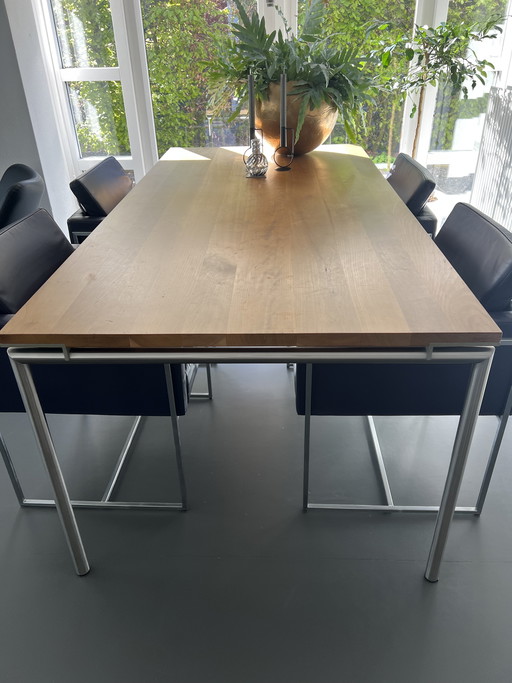 Bert Plantagie dining table