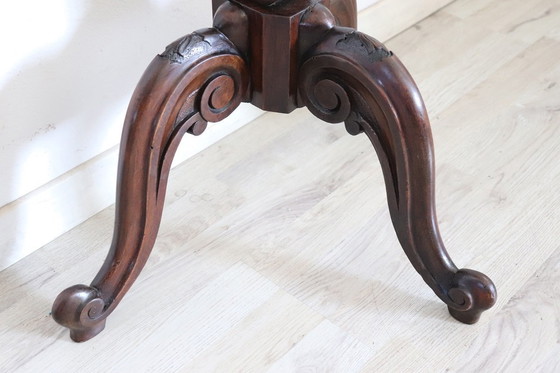Image 1 of Gueridon Table in Walnut, Early 20th Century