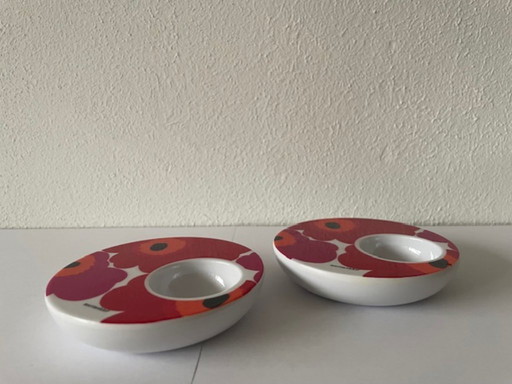 2 Eierbecher mit Marimekko-Aufdruck