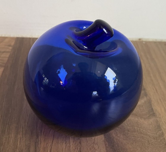 Image 1 of Vintage handgeblazen blauwe glazen appel en peer