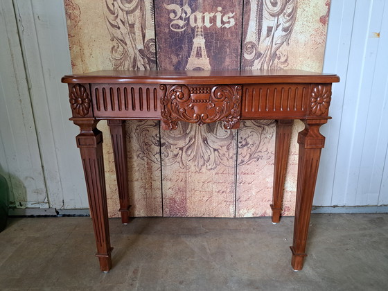 Image 1 of Classic Mahogany Wooden Sidetable, Hall Table, Wall Console Dimensions 90x45cm and 77cm High