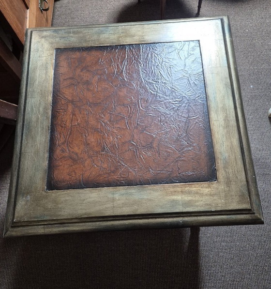 Image 1 of Mesa de madera auténtica 60 x 60 x 60