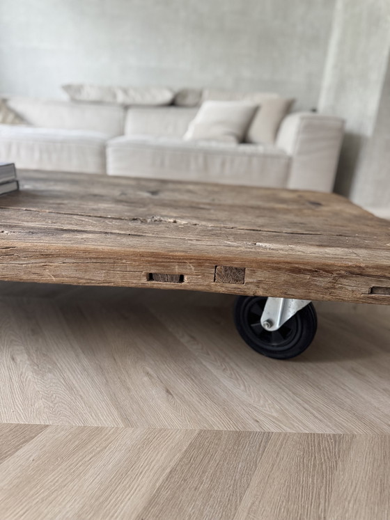 Jahrhundertealter Templer Couchtisch – Couchtische, Wood, Metal (photo 4 of 5)