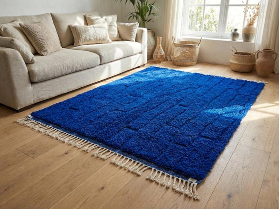Image 1 of Luxury Handmade Rug 250cmx200cm 