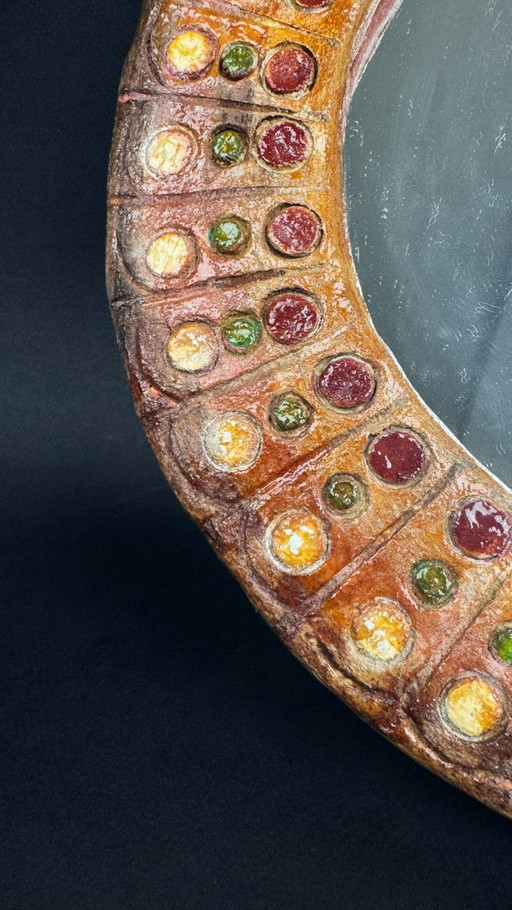 Round wall mirror in glazed ceramic, in the style of Roland Zobel (1915-2006)