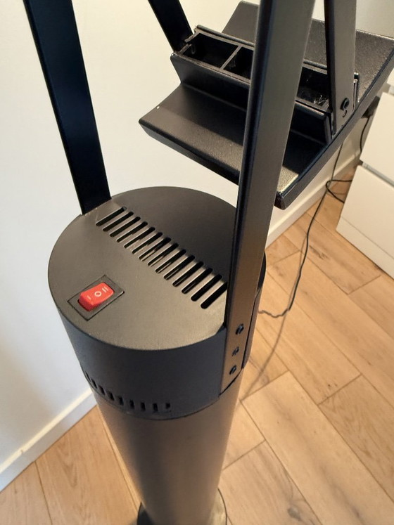 Image 1 of Lampada TIZIO Artemide design italiano Starck Richard Sapper Memphis