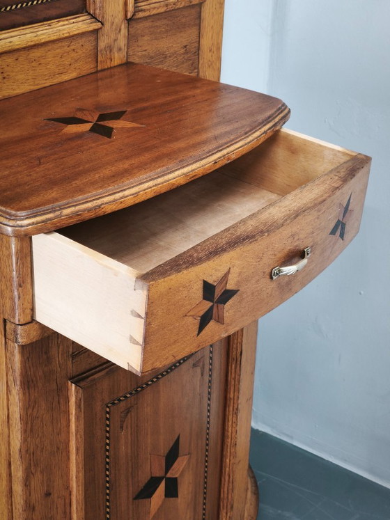 Image 1 of Porte-manteau Gründerzeit en chêne incrusté avec miroir, XIXe siècle, vers 1890