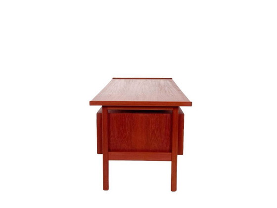 Image 1 of Scrivania vintage modello 75 di Niels Clausen in teak – NC Møbler, Danimarca anni '60